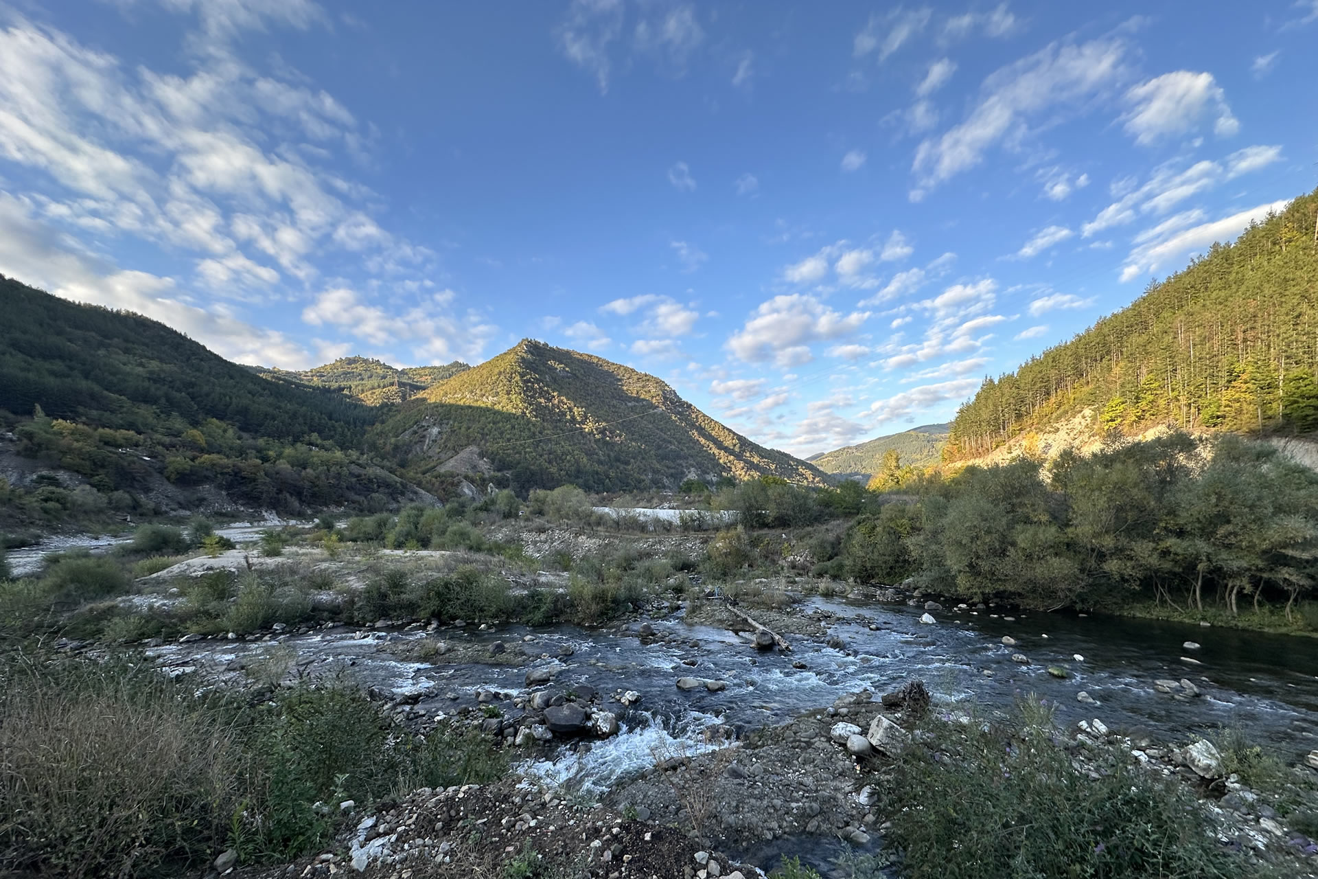 devin river